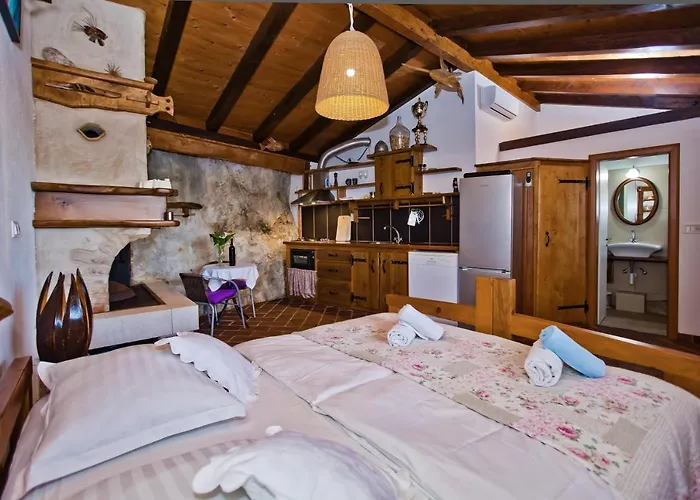 Marcelina * Hvar Town
