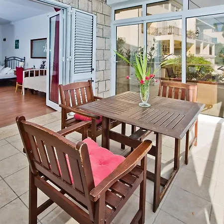 Marcelina Apartment