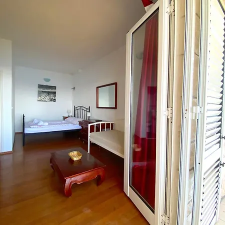 Marcelina Apartment